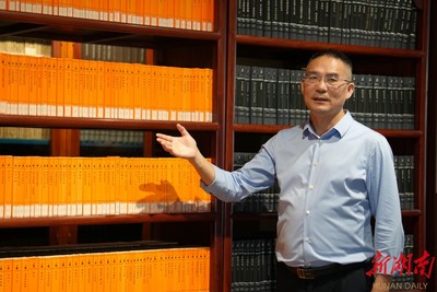 國內(nèi)最大民辦公益圖書館逸邇閣書院 如何才能越走越遠